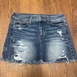 American eagle Outfitters Super Stretch distressed denim mini- Preowned Sz4